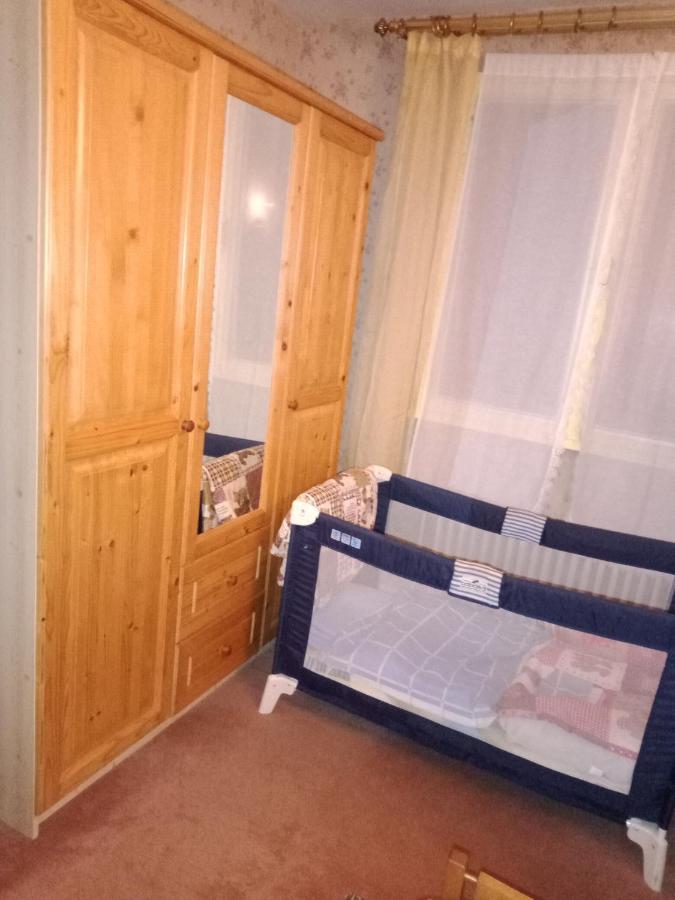Maison Entiere Avec Parking, Garage Et Jardin Монлюсон Экстерьер фото